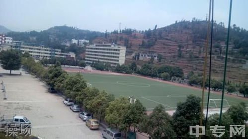 六盤水市第五中學校園圖片 環(huán)境怎么樣